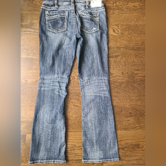 Silver Jeans Aiko Bootcut  Stylish Blue Distressed Women's Jeans Sz.31/33 - Picture 3 of 11